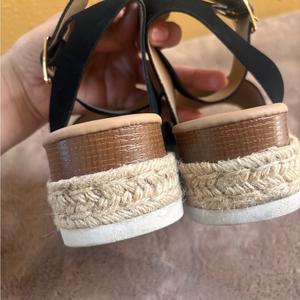 Elegant Black Espadrille Sandals - Picture 3 of 8